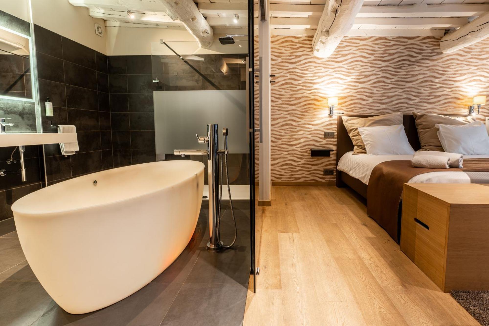 Hotel Le Manoir 马尔什昂法梅讷 外观 照片