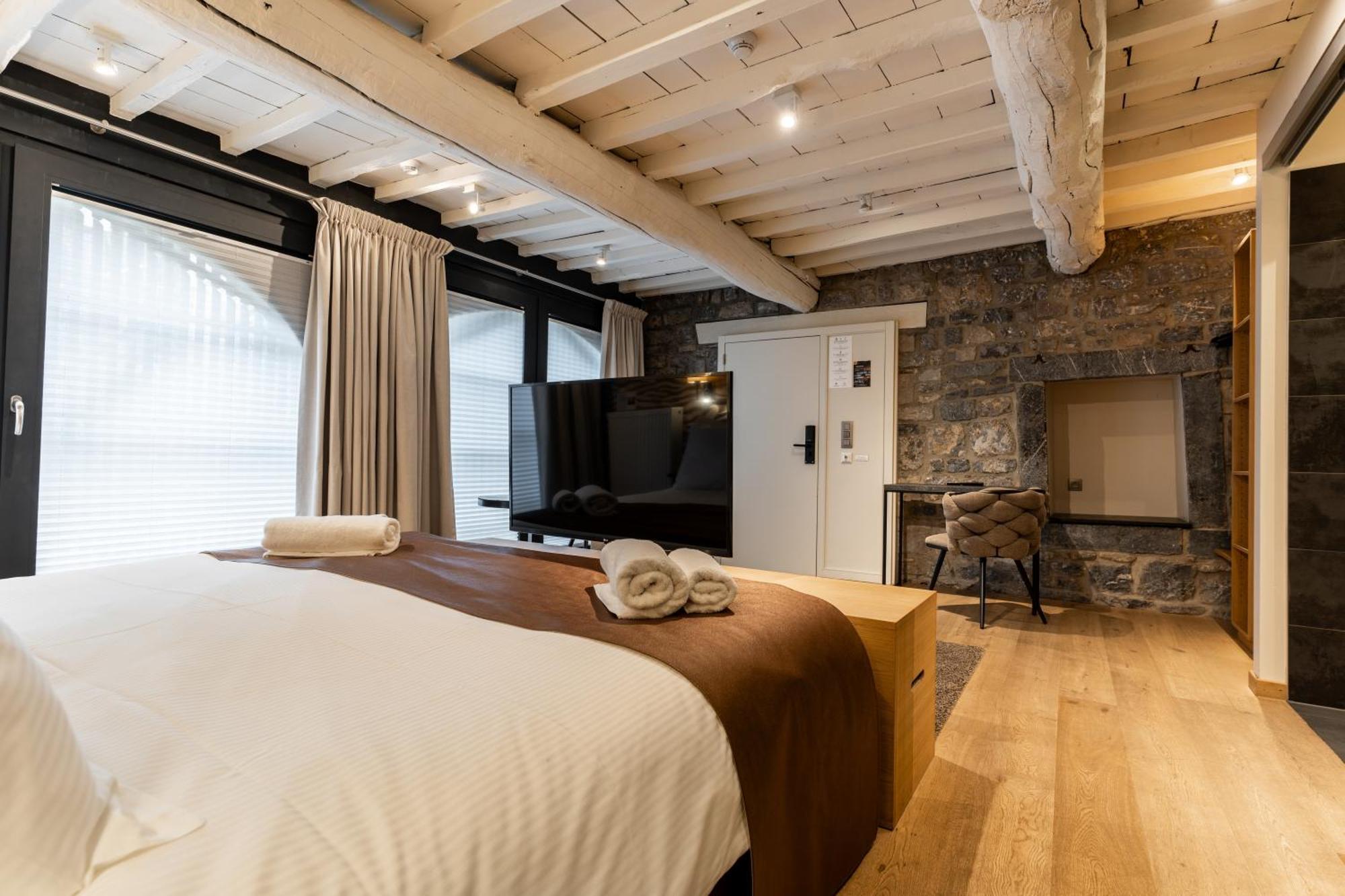 Hotel Le Manoir 马尔什昂法梅讷 外观 照片