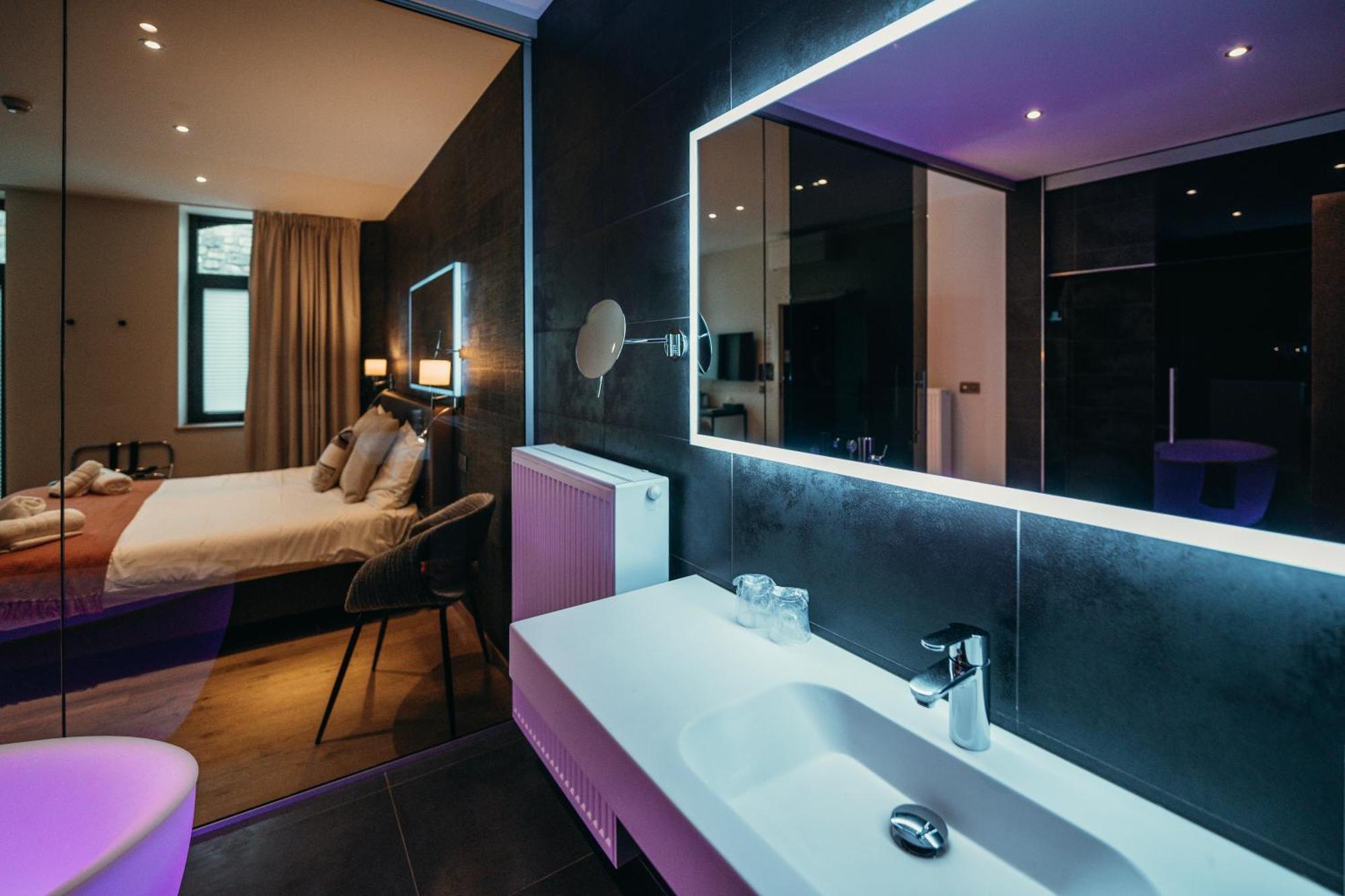 Hotel Le Manoir 马尔什昂法梅讷 外观 照片